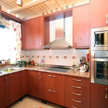 Villa Sleeps 7